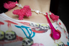 Load image into Gallery viewer, 𝘈𝘥𝘢𝘱𝘵𝘪𝘯𝘨
